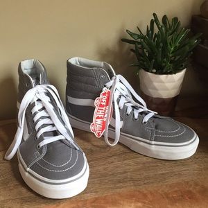 *NEW* Grey and White Vans Size 8.5